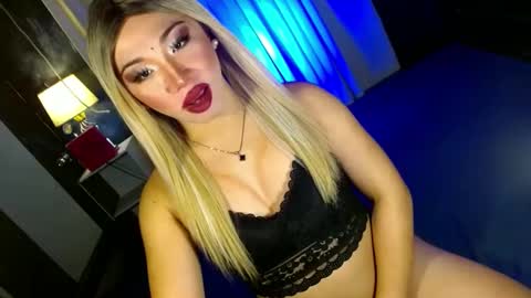 REYAN online show from March 6, 1:32 am