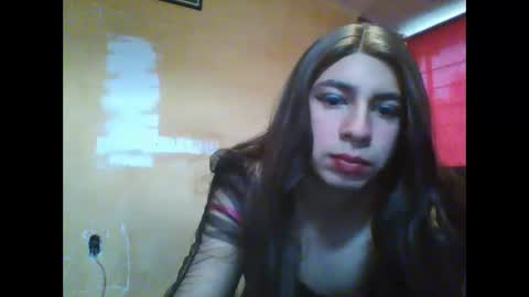 Yasmin Paez online show from December 20, 11:10 pm