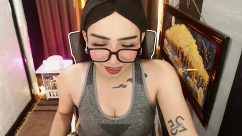 yassiered online show from March 26, 8:40 am