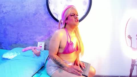  YORDAN  online show from November 18, 9:04 pm