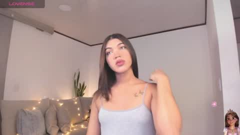 Eliza online show from July 8, 12:04 am