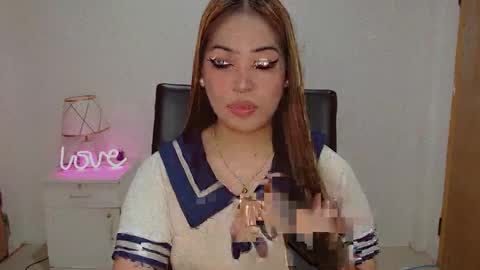 Snapshot of your_gwen22 chatting on February 20, 3:19 pm GWEN online show from February 20, 3:19 pm