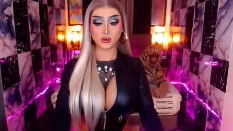 Kath Harper online show from November 27, 3:25 pm