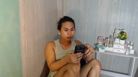 Mauie  online show from January 15, 1:37 am