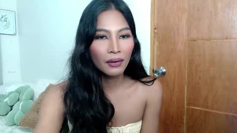 yourprettybella_ts online show from November 17, 10:09 pm