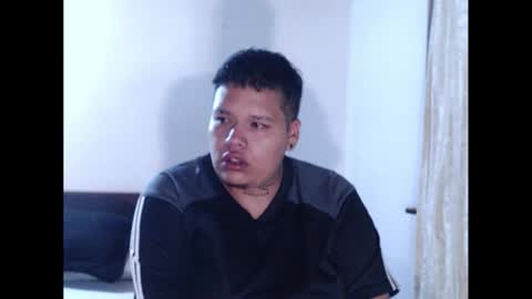 yul and val couple online show from November 16, 4:33 am