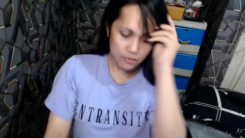 yumi online show from December 2, 12:13 am