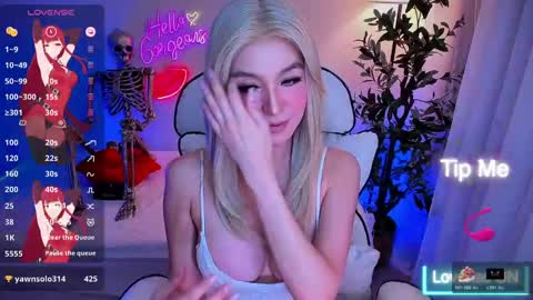 Snapshot of yurasiand0ll chatting on October 18, 1:31 am Sasa online show from October 18, 1:31 am