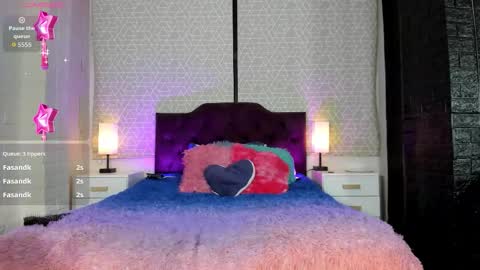 Snapshot of zamara_kleii chatting on September 13, 7:03 am Zamara Kleii online show from September 13, 7:03 am