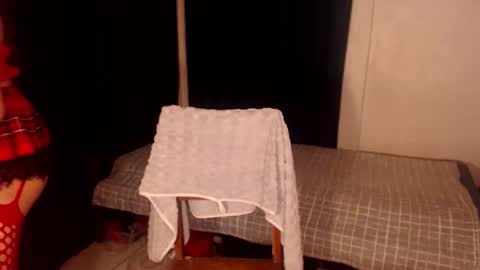 zemi_max online show from April 21, 5:36 am