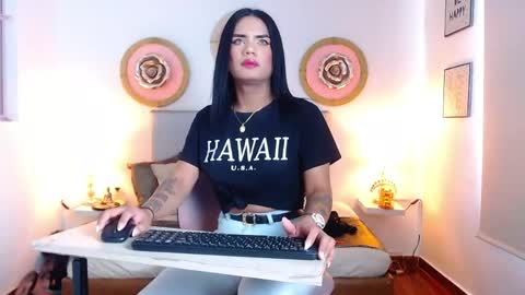zoe_hecate online show from April 11, 5:27 pm