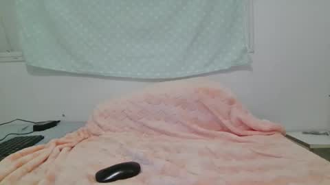 zoefemfem online show from December 15, 6:02 pm