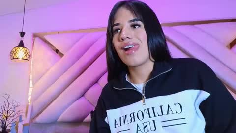 Zoe online show from March 20, 12:50 pm