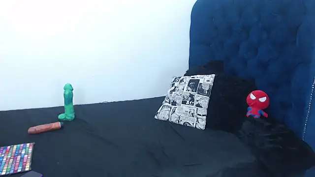 Snapshot of queenofwetqueens chatting on February 3, 7:21 pm queenofwetqueens online show from February 3, 7:21 pm