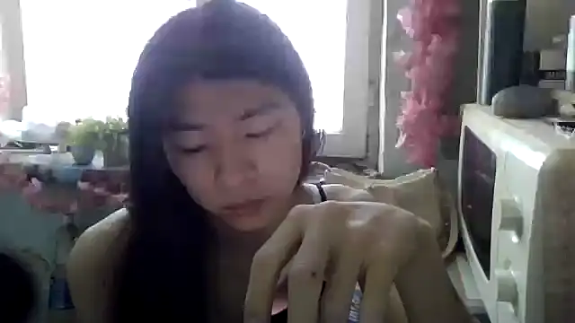 CarlyJoy online show from January 8, 9:24 am