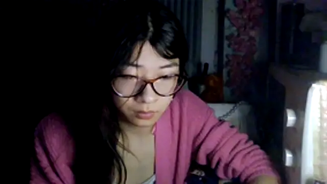 CarlyJoy online show from March 13, 2:44 pm