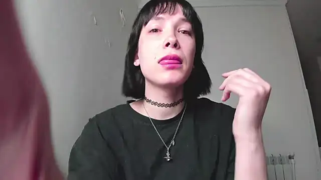 dollmore online show from March 16, 1:34 am