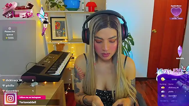 Yeriawaddell  online show from December 26, 1:40 am