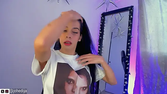 johedija online show from February 5, 10:37 pm