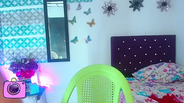 valeryhotts online show from December 10, 7:43 pm