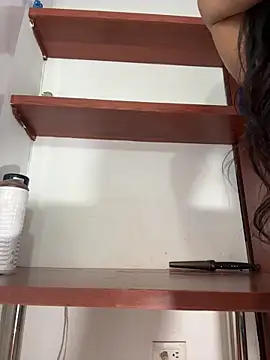 ivannapretyts online show from November 4, 5:12 pm