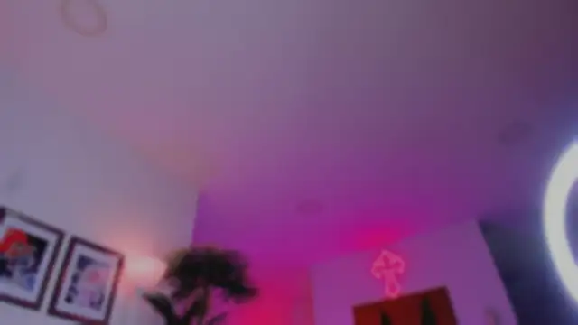 Snapshot of Taylor__foxxx chatting on October 15, 4:45 am Taylor foxxx online show from October 15, 4:45 am
