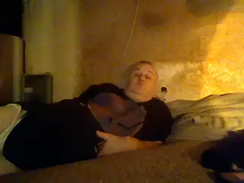 Snapshot of Nightshade7712 chatting on March 23, 4:49 am Nightshade7712 online show from March 23, 4:49 am