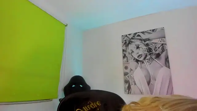  juliana star  online show from February 9, 11:46 pm