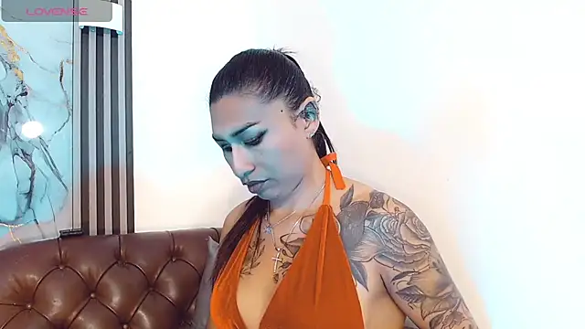 khiara moretti online show from November 19, 11:54 am