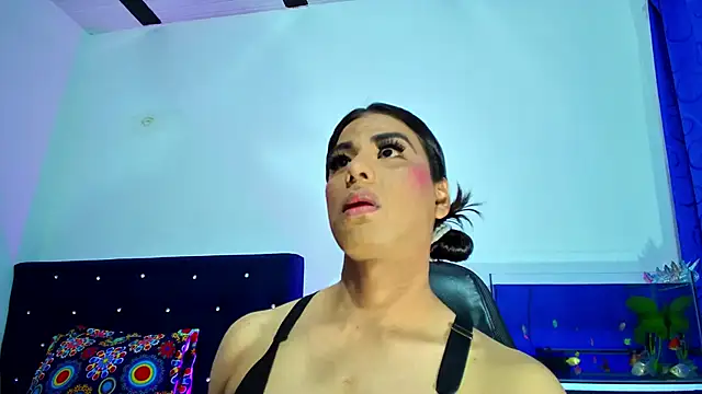 Aliice Doll online show from March 6, 8:25 pm