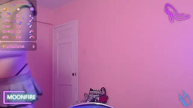 moonfiredancer online show from November 28, 11:55 am