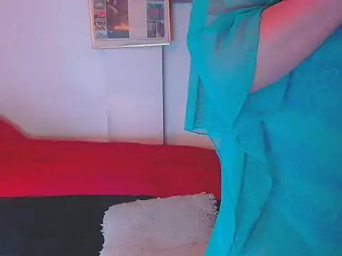 LorenJade online show from December 2, 9:45 am