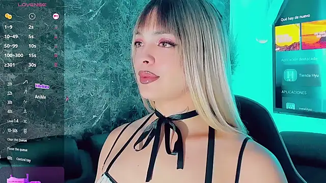 Emmaa Saenz  online show from January 7, 6:11 pm