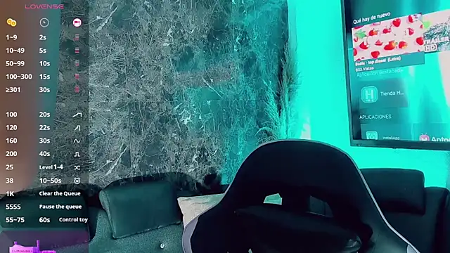 Emmaa Saenz  online show from February 4, 10:03 pm