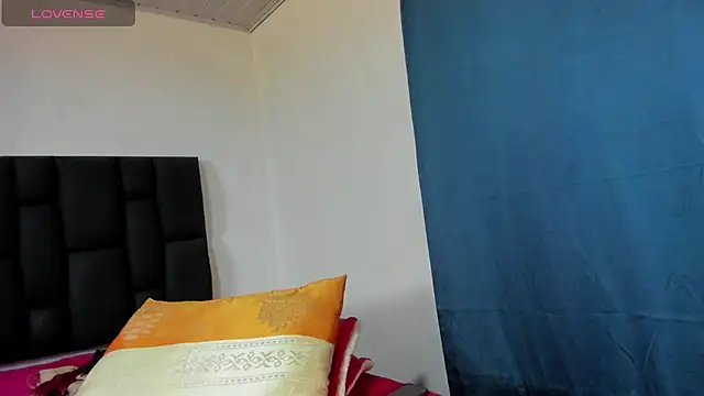 Aurora doll23 online show from October 28, 8:17 pm