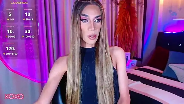 camila hootie online show from November 23, 8:22 pm