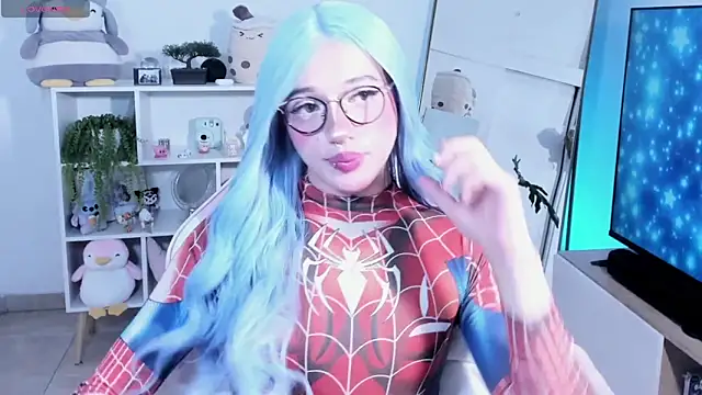 KloeKing   online show from April 14, 5:07 pm