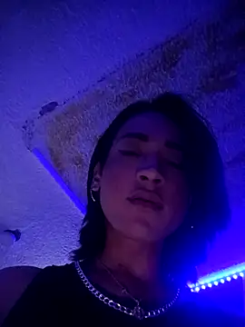 Dilan Hockins online show from April 20, 7:54 am