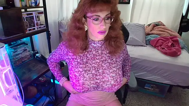 TSCassandraLove online show from February 9, 4:36 pm