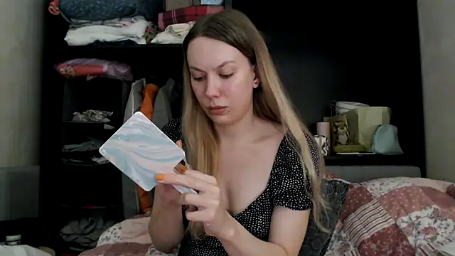 Snapshot of Scarlettford chatting on September 25, 2:57 pm Scarlettford online show from September 25, 2:57 pm