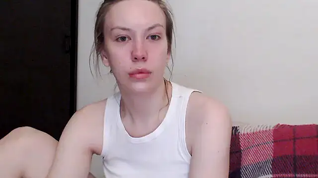 Snapshot of Scarlettford chatting on October 19, 5:16 pm Scarlettford online show from October 19, 5:16 pm