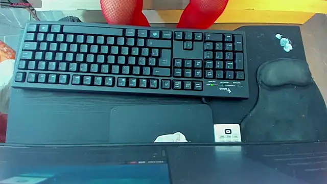 Lustfultshot online show from February 25, 3:11 am