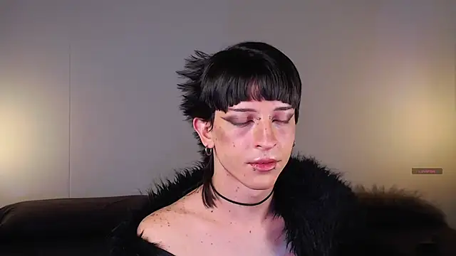 succubot online show from November 30, 8:28 am