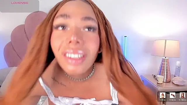 Nicole Paradise online show from March 7, 1:17 pm