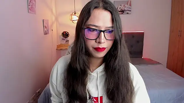 paula kawaiifu  online show from November 6, 1:55 pm