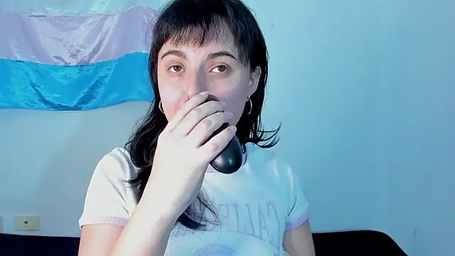 elizabethtaylorxxx online show from November 20, 2:01 am