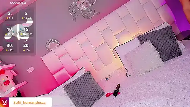 Sofi hdz online show from September 21, 9:31 pm