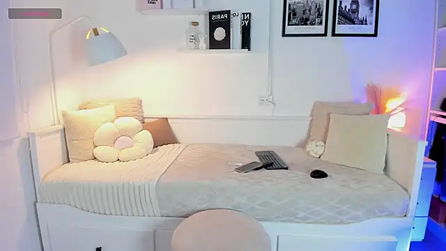 manely1 online show from April 29, 2:05 am