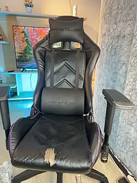 saracaball  online show from April 11, 7:14 am