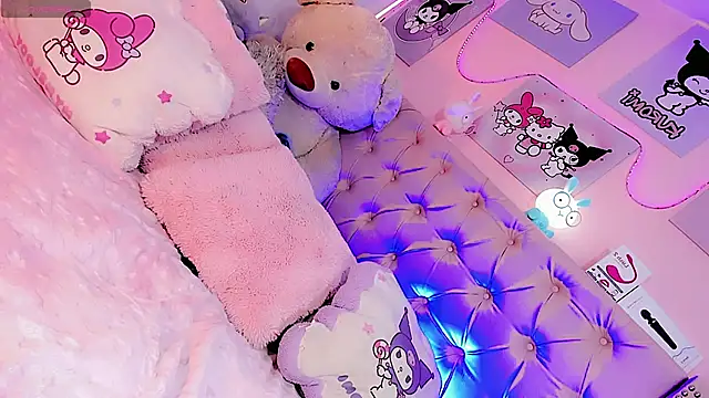 Cute Roxxy online show from November 4, 4:06 pm